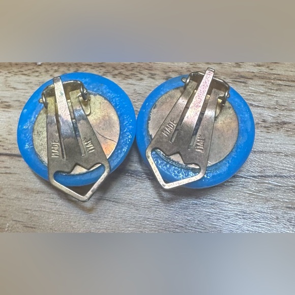 Murano Glass Venetian Wedding Cake Clip on Earrings - Picture 2 of 4